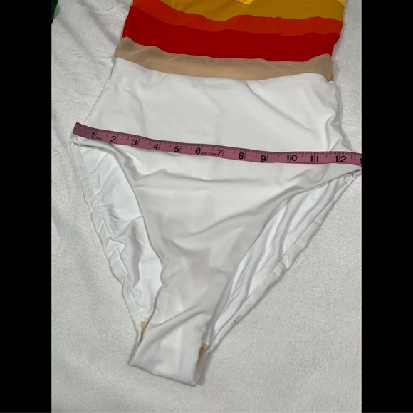 NEW $148 Robin Piccone Casey Colorblock Bandeau‎ One-Piece Swimsuit [SZ 4 ] - Picture 5 of 8